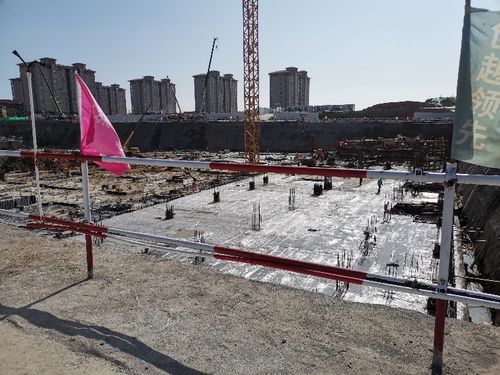 青島今年新建改擴(kuò)建80所中小學(xué)幼兒園，建設(shè)工程進(jìn)展順利
